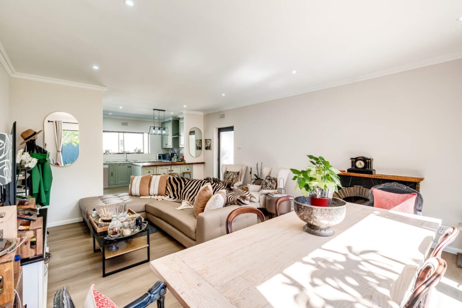 4 Bedroom Property for Sale in Kirstenhof Western Cape